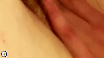 Mature Slut Doing A Hot And Horny Lesbian Teen 18+