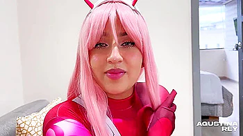 She Dressed Up As Zero Two So She Could Play With Her Pussy And Big Oily Ass