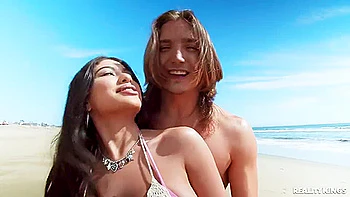 Surfer Dude Bags Bodacious Babe - Reyna Belle