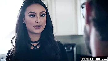 Eliza Has A Sexy Masterplan