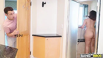 Horny Neighbor - Valentina Jewels