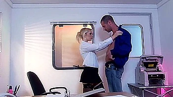 Irresistible At Dirt With Jay R