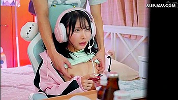 [reducing Mosaic] My Stepfather Remarried And The House Suddenly Became Gloomy!? Everyone In My New Family Is So Plain! My Stepmother Is A Plain Girl With Hidden Big Breasts, And My Stepsister Is A Virgin Neet! And My Stepsister Is A Rotten Girl Gamer! I