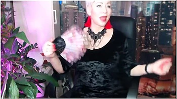 Dirty Dancing Of Luxurious Mature Whore & Her Gaping Cunt .!