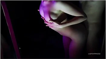 Mirror Sex With A Sexy Schoolgirl On A Tinder Date