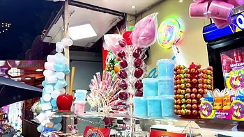 Sienna discovers voyeurism with Pam... - Jacquie et Michel TV