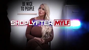 Cute Blonde Babe Got Her Phat Country Booty Pounded Hard