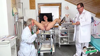 Two Pervy Doctors Make Young Bella Angel Cum Like Crazy In Gyno Chair