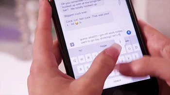 Lola, 28, fucked by two guys for her comeback! - Jacquie et Michel TV