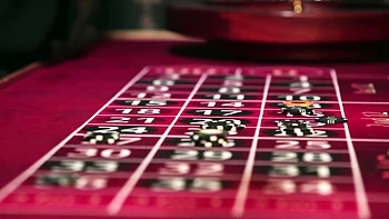 Amy consciously slips... - Jacquie et Michel TV