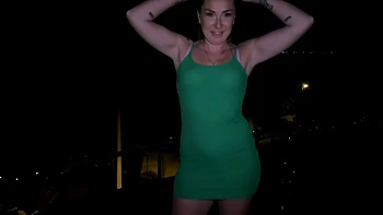 Victoria fights her urges with Jess and Lorenzo - Jacquie et Michel TV