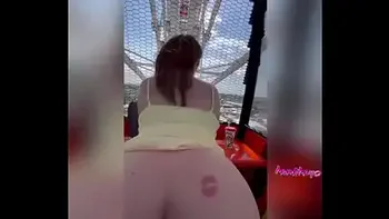 Slut get fucks in public on the Ferris wheel