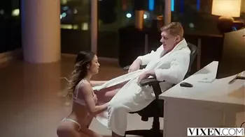 VIXEN Risk-taker Lulu is lucky in the stock market and bed