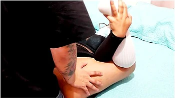 Tetas Grandes In Me Dejo A Solas Con Su Novio A Sabiendas De Lo Putita Que Soy