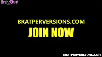 Cheating Wife Fucks Her Gym Buddy at the Locker Rooms - Miss Brat Perversions