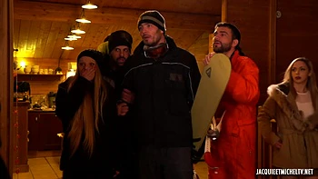 From yoga to sex, Sabryn knows the way... - Jacquie et Michel TV