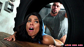 Ass fucked while Stuck In Tyre