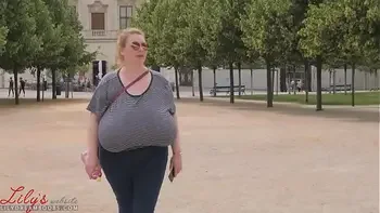 saggy tits no bra in public