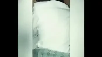 Estudiantes Lesbianas Mexicanas Hacen un TRÍO y un Video en un Motel! ALUMNAS Lesbianas Mexicanas Faltan a Clases y Rentan un Motel para Tomar y Hacer un Trío CASERO con Otro Estudiante! Hacen un Video Amateur! (Segunda Parte)