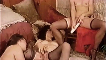 Vintage Lesbians 3: Stripchat Porn