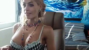 Babe webcam show: Amateur  Fansly Porn