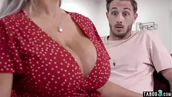 Busty bloinde mature stepmother Alura Jenson wants hard taboo anal sex