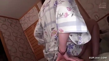 Horny Stepmother In Law Does Not Refuse Raw Insertion-uncen