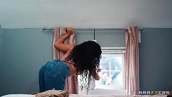 Lola Bratzs Sneaky Fuck With Danny Ds Big Fat Cock