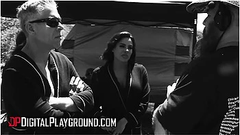 Luna Star, Ryan Reid And Cherie Deville In Project X Behind The