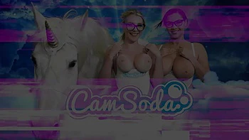 Camsoda - Curvy masturbating slut drills her cunt hard