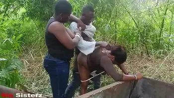 AFRICAN GIFT INVITED ABOKI TO THE BUSH AND HER TO FUCK THEIR LOCAL VAGINA SIN