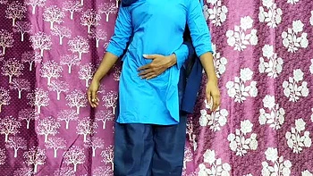 Indian Virgin Schoolgirl First Time Sex with Boyfriend - Desi Teen Puja Anal Doggy Style