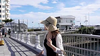 trkinjiraretakoinaka-yuri-025