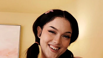 Brunette Jade Valentine fucks with her boyfriend with natural tits