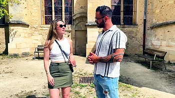 Alva takes control of her photo shoot... - Jacquie et Michel TV