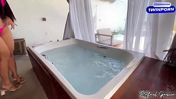 Chupei A Bucetinha Da Putinha Gostosa E Deixei Ela Cavalgar No Meu Cacete