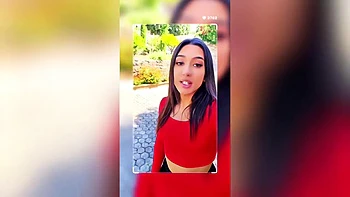 Lana, 25 years old, has some serious assets to show off! - Jacquie et Michel TV