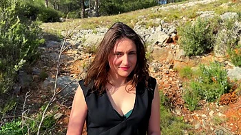 Happy birthday Lucia! - Jacquie et Michel TV