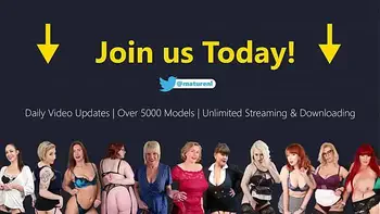 German MILF Susi Paid The Handyman With Her Pussy!