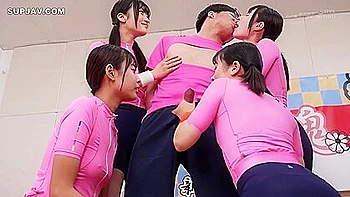 S*d*d* Girls Who Dedicate Their Young Handjobs. Private Shin Nakano Academy Decensored