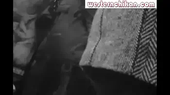 Shione Cooper groped intensely on the Bus !