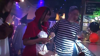 Asian Randy Slut Hot Public Xxx Clip