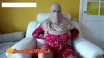 Arab muslim in hijab big boobs big ass milf October 15th