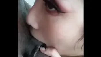 Eva Yi has the worlds deepest throat