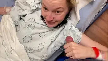 I BLEW MY BOYFRIEND IN THE HOSTPITAL PRE-OP ROOM - THE SURGEON ALMOST CAUGHT US!!! FT. SmartyKat314 and @lofi dreamz