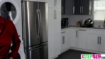 Skinny teen stepsister Jazmin Luv going through a fase on Thanksgiving