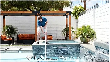 Mature Babe Sofi Ryan Fucks Big Dick Pool Boy