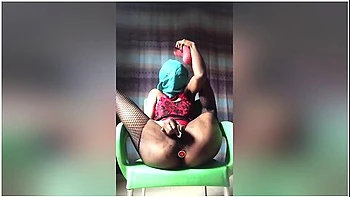 Amateur Tiktoker Girl Masturbate Live And Have Multiple Vibrator Orgasm