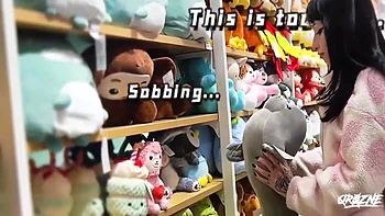 Enteada Ganhando Pelucia E Agradece Com A Bucetinha Ft. Amberzinha [versao Gratis] - Amber Kai