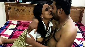 Horny Amateur Desi Indian Couple Having a Good Fuck